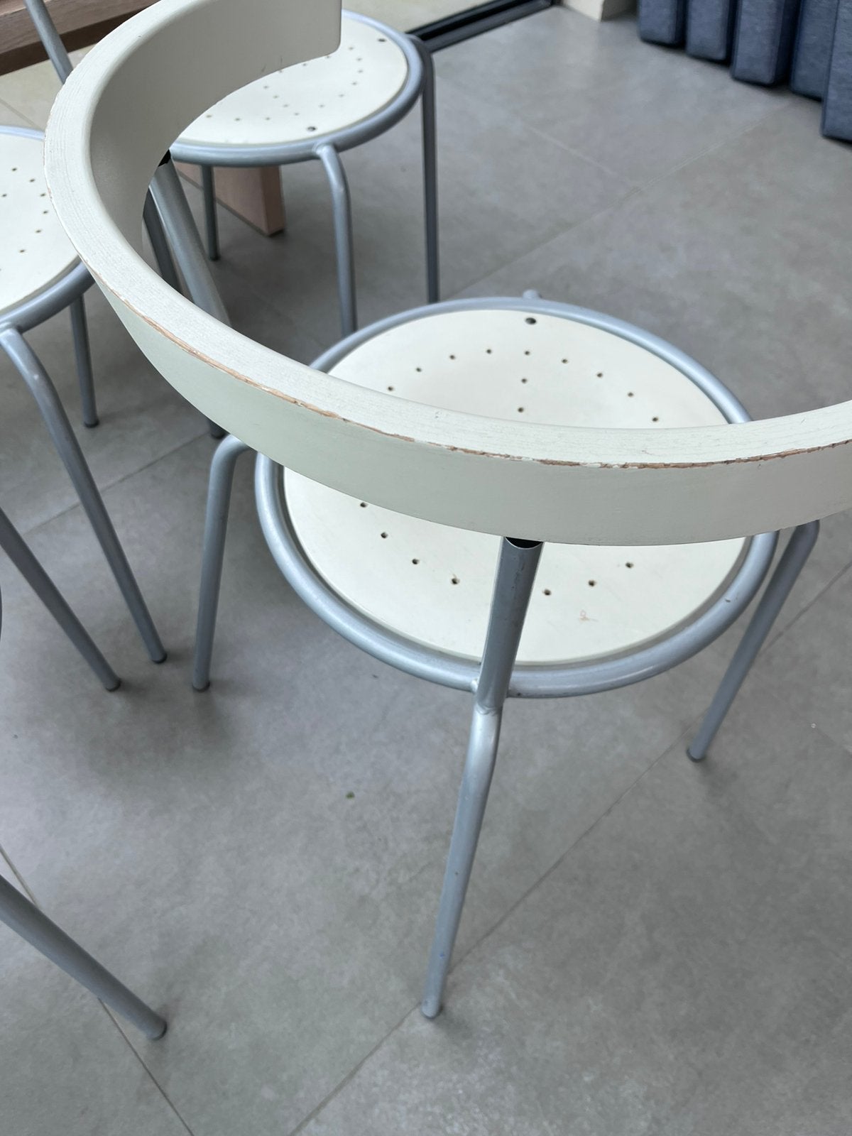 4 stoelen, Huis en Inrichting, Ophalen, Gebruikt, Wit, Vier