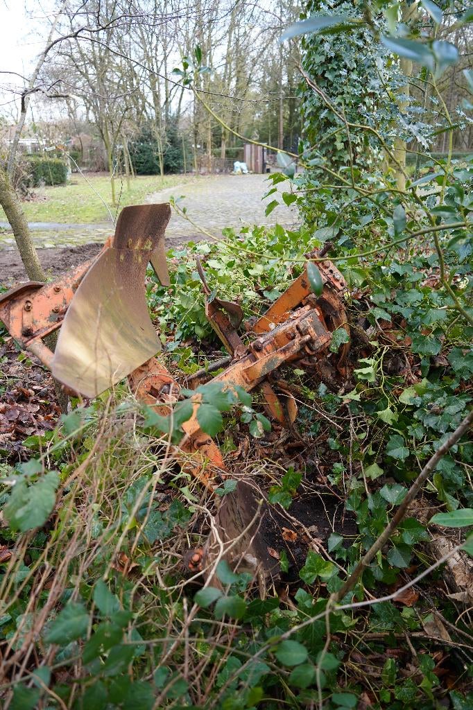 enkele ploeg voor tractoren in goede staat, Ophalen, Gebruikt