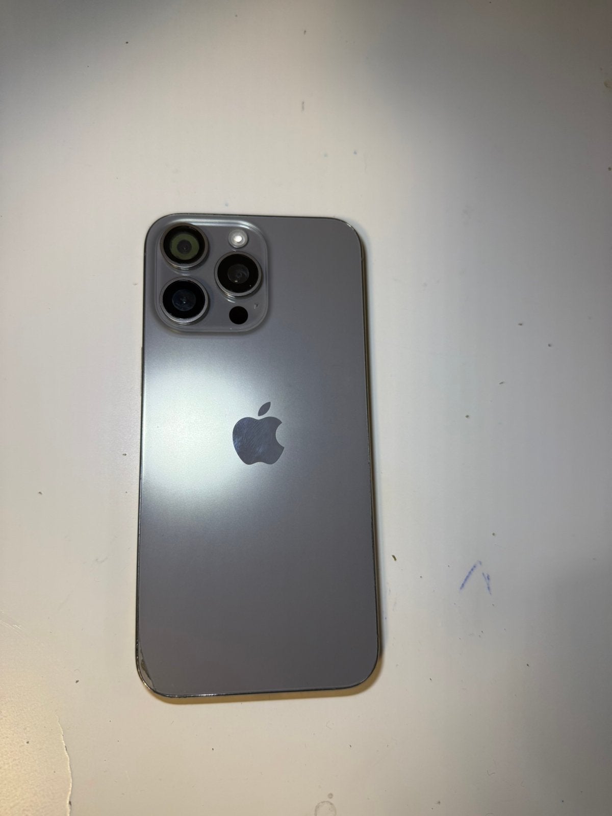iPhone 15 Pro Max, Ophalen of Verzenden, Niet werkend
