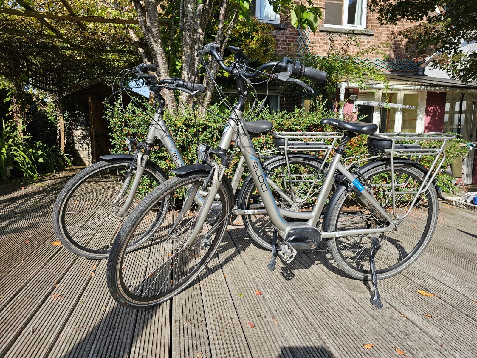 2 vélos électriques marque Veloci, Vélos & Vélomoteurs, Autres marques, 47 à 51 cm, 50 km par batterie ou plus, Enlèvement