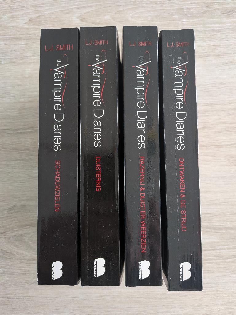 The Vampire Diaries (boekenreeks), Boeken, Fantasy, Ophalen, Gelezen, L.J. Smith