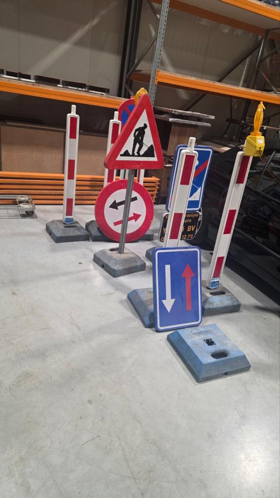 Signalisatie, Ophalen