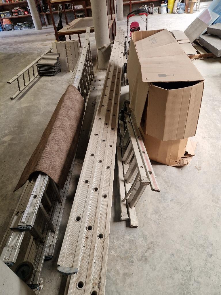 Uitschuifbare ladder, Doe-het-zelf en Bouw, Ladders en Trappen, Ophalen, Gebruikt, Ladder, Opvouwbaar of Inschuifbaar