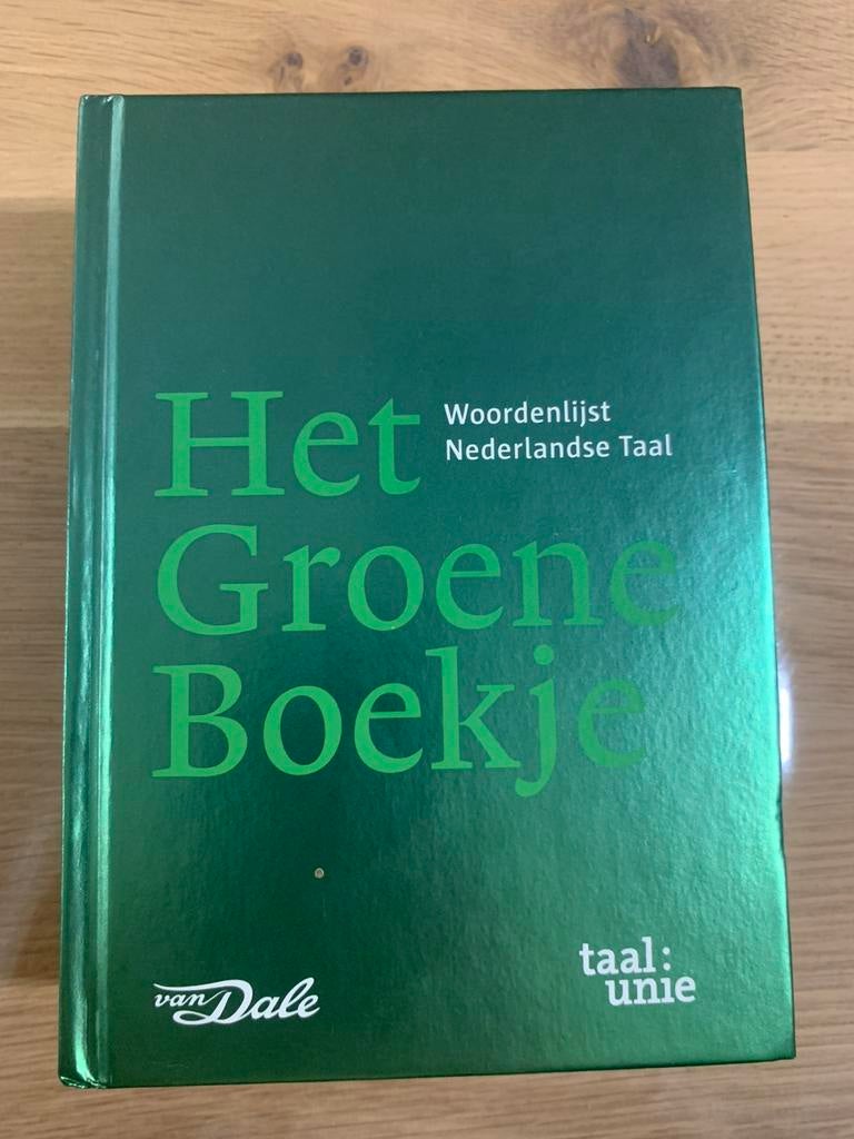 Het Groen Boekje (van Dale), Boeken, Woordenboeken, Ophalen of Verzenden, Zo goed als nieuw, Nederlands