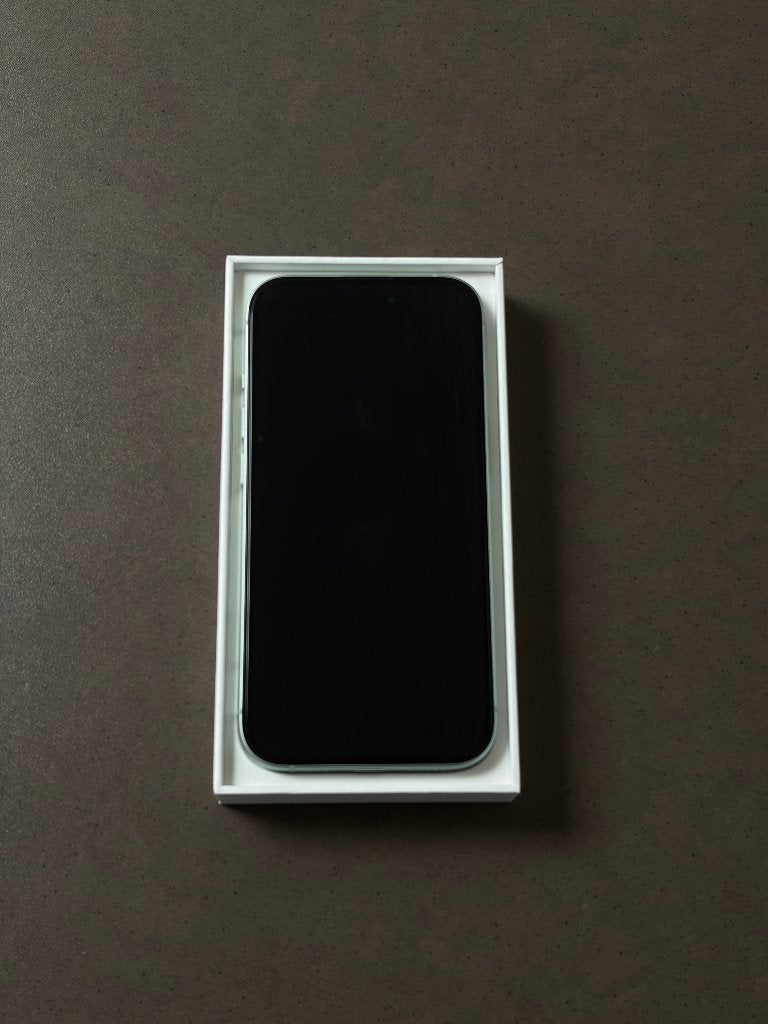 iPhone 15 128GB Groen – Zeer nette staat – 87% batterij, Telecommunicatie, Ophalen, 128 GB, IPhone 15, Zo goed als nieuw
