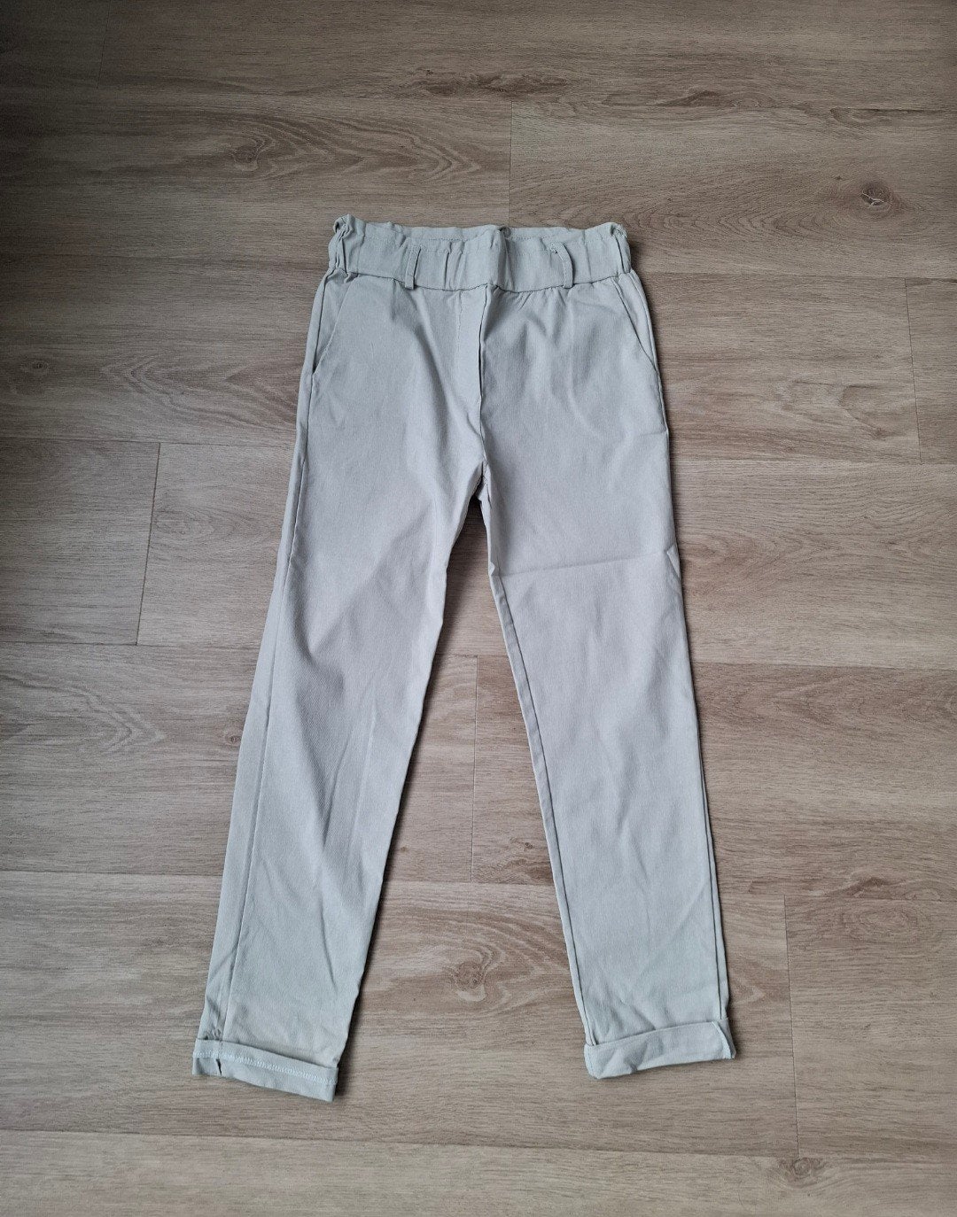 Nieuw! Beige broek maat 40, Enlèvement ou Envoi, Neuf, Taille 38/40 (M), Beige