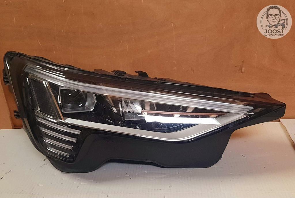 Koplamp LED rechts Audi E-Tron 4KE v.a 2018 4KE941040D, Gebruikt, -, -, -
