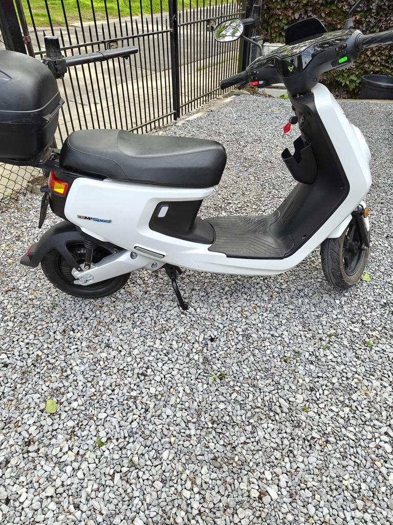 NIU elektrische scooter, Fietsen en Brommers, Gebruikt, Elektrisch, Ophalen, Overige merken