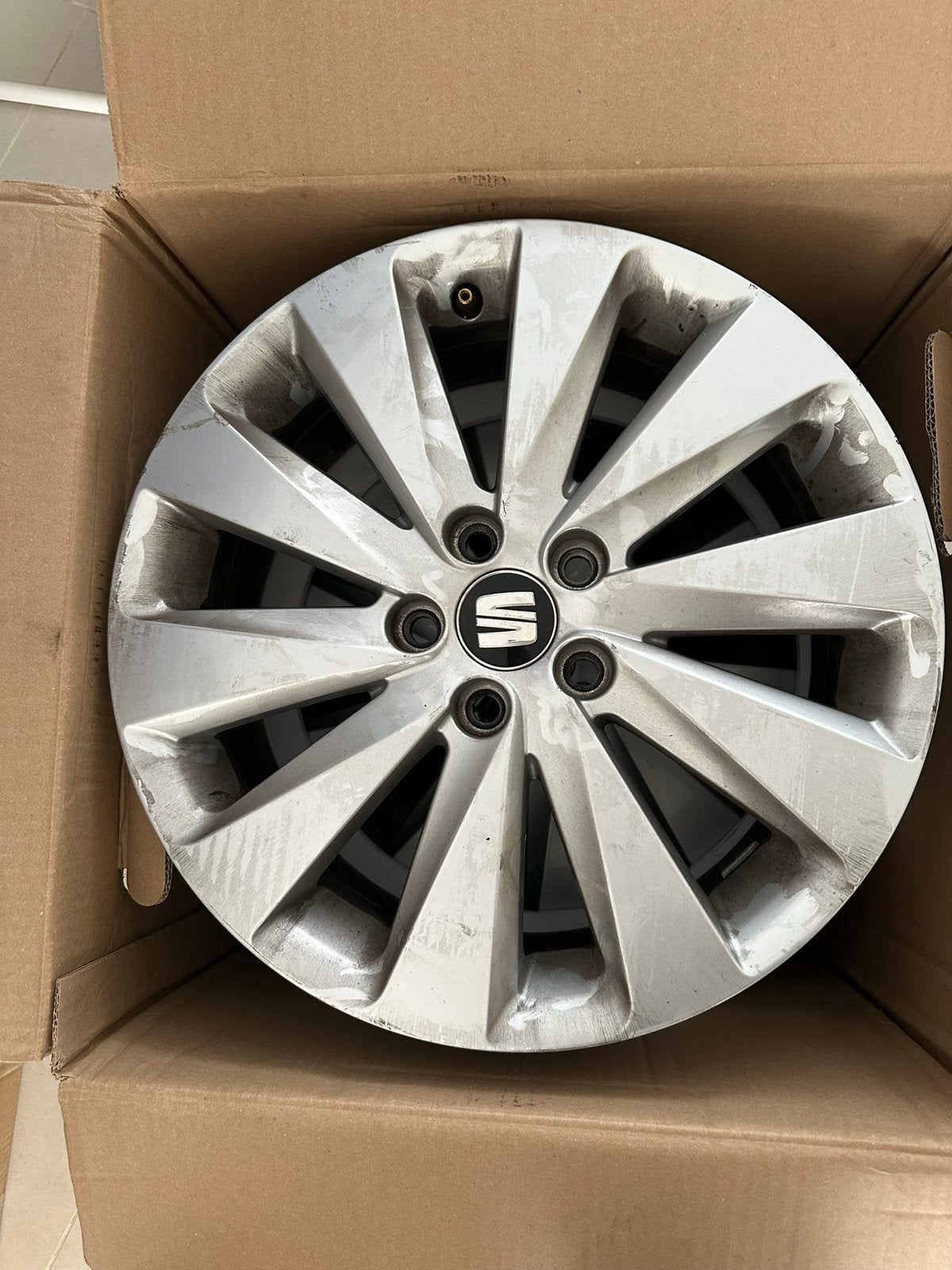 seat arona originele velgen, Auto diversen, Wieldoppen, Nieuw, Ophalen