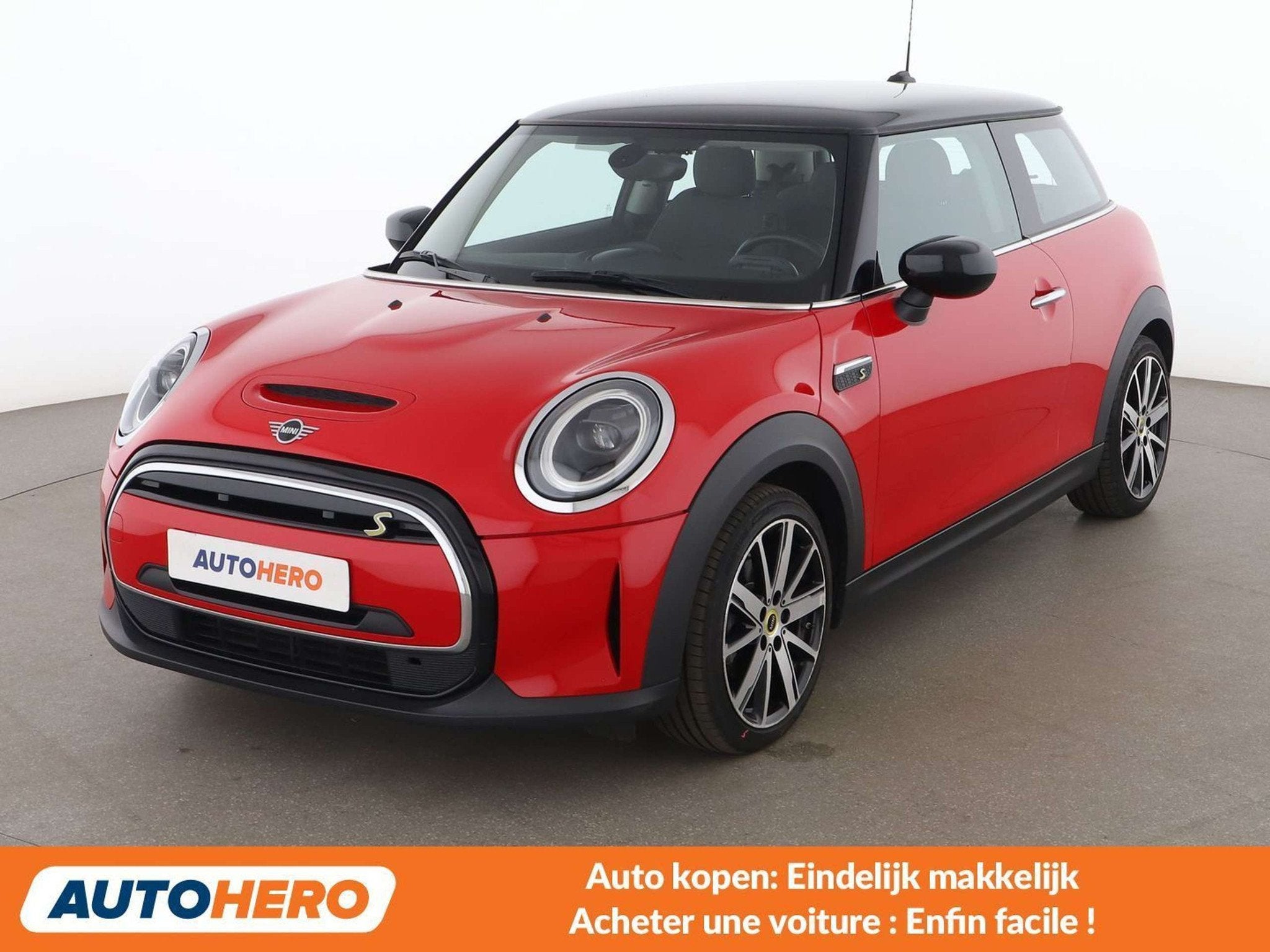 MINI Cooper SE Cooper SE Classic Trim (bj 2022, automaat), Auto's, Mini, 4 zetels, https://public.car-pass.be/vhr/f5bb8e6b-3aae-4a58-a128-330e53f5f2bc