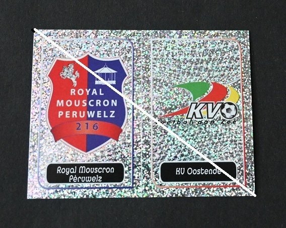Panini / Football 2013 / Embleem RM Pèruwelz - KV Oostende, Verzamelen, Verzenden, Nieuw, Poster, Plaatje of Sticker