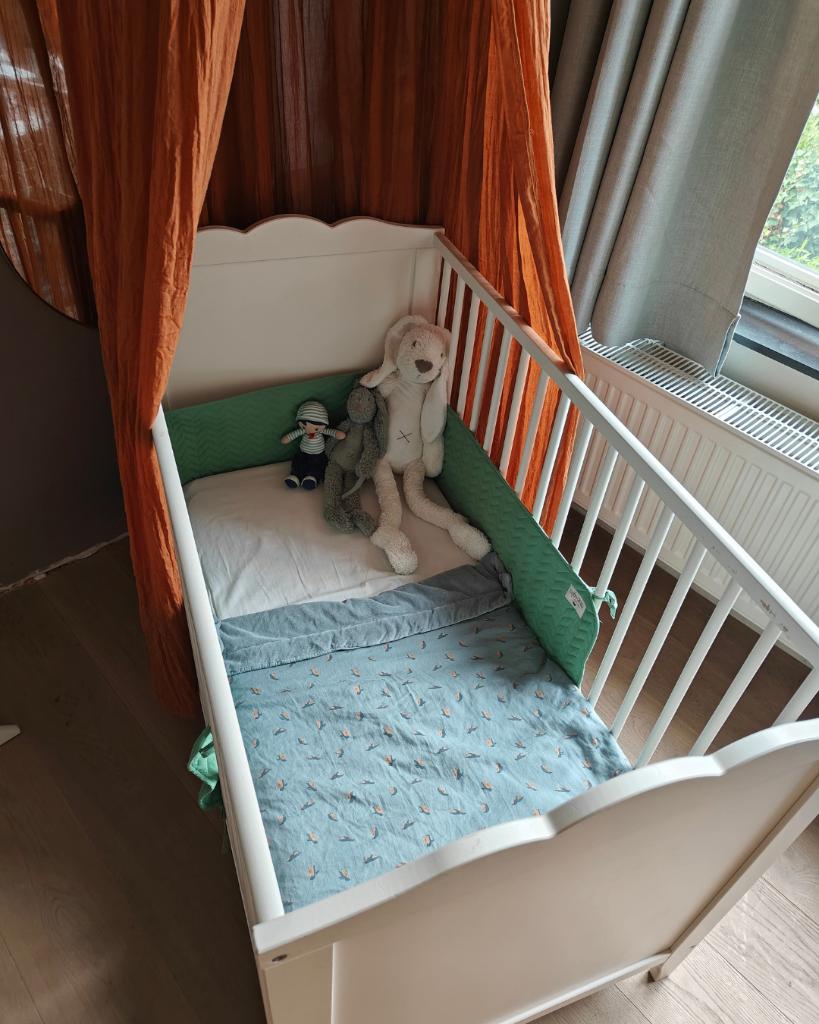 IKEA SMÅGÖRA babybedje – wit – 60x120 cm, Ophalen, Gebruikt, Minder dan 140 cm, Minder dan 70 cm