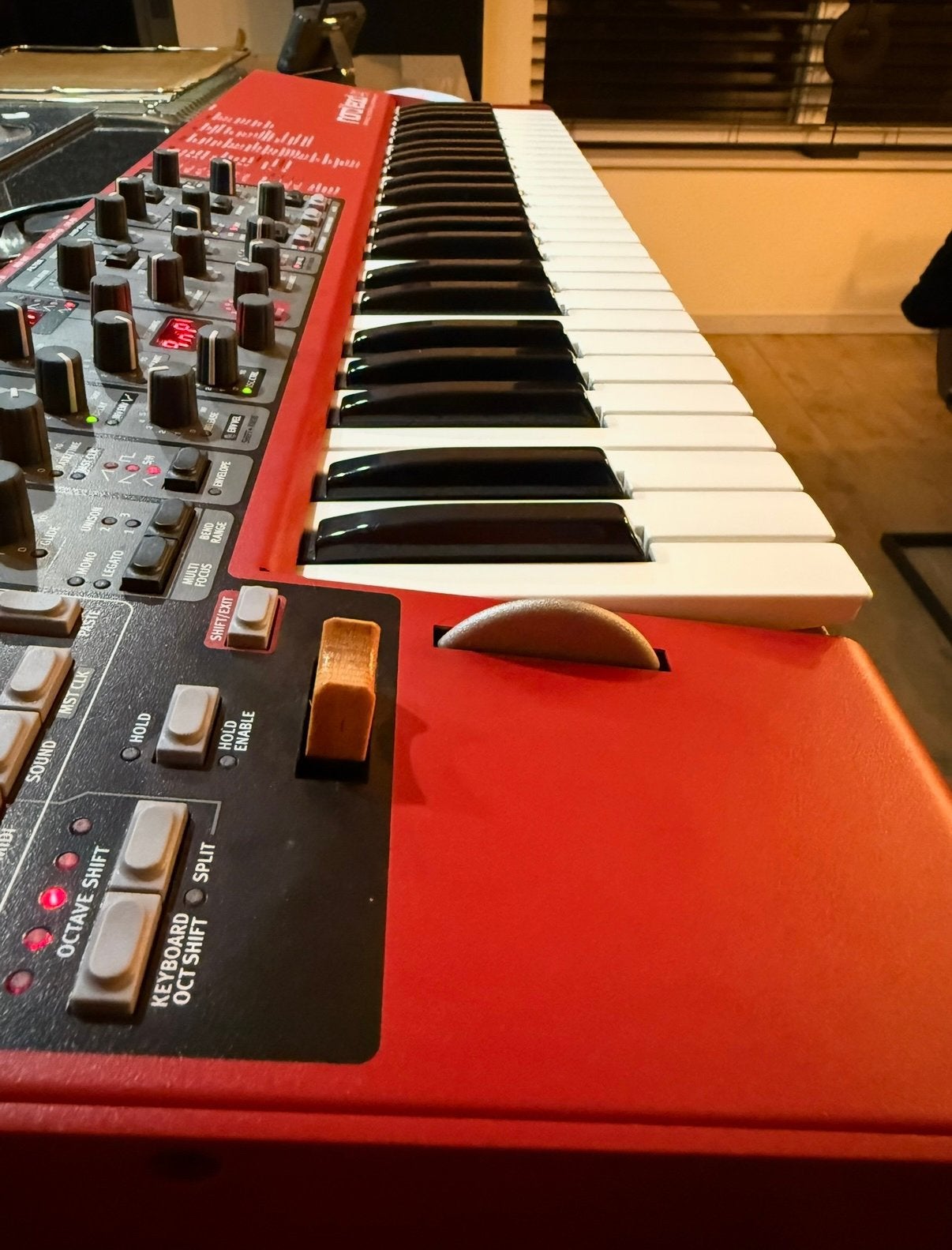 Nord Lead A1, Muziek en Instrumenten, Ophalen, Zo goed als nieuw