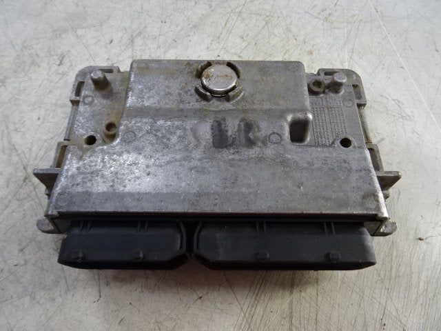 MODULE D ALLUMAGE Skoda Fabia II Combi (03E906019AD), Utilisé, Info@skoda-auto.de, Skoda, Max-Planck-Straße  3-5
64331  Weiterstadt, DE