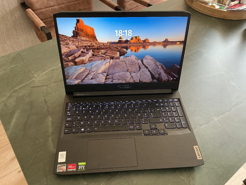 Laptop te koop: Lenovo (heel goede staat), Computers en Software, Ophalen, Ryzen 7, Zo goed als nieuw, 16 GB