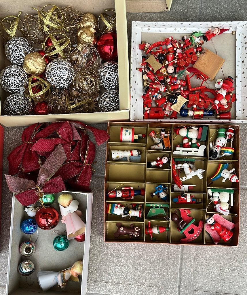 Kerstversiering, Ophalen, Gebruikt