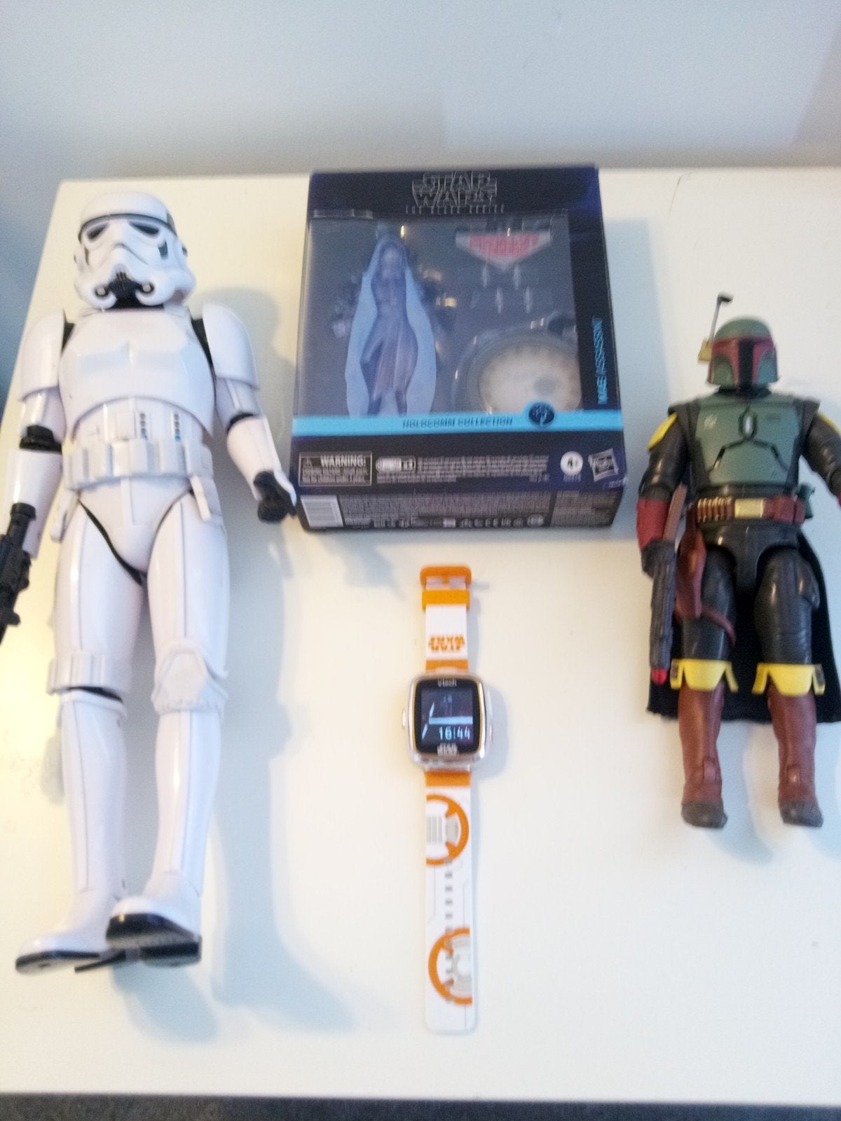 figurines Star Wars et montre intelligente, Enlèvement, Utilisé, Figurine