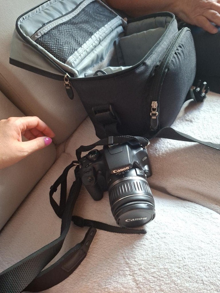 Canon EOS 1000D + objectif 18-55 mm – kit complet, Neuf, Canon, Moins de 4 fois, Enlèvement