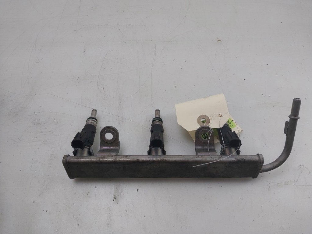 RAMPE D'INJECTION Mitsubishi Space Star (A0) (|1465A660|), Info@mitsubishi-motors.de, MITSUBISHI, Utilisé, Mitsubishi