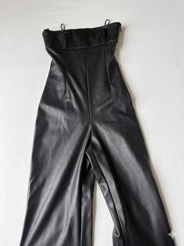 Zwart leer Jumpsuit, Ophalen, Zo goed als nieuw, Maat 34 (XS) of kleiner, Zwart