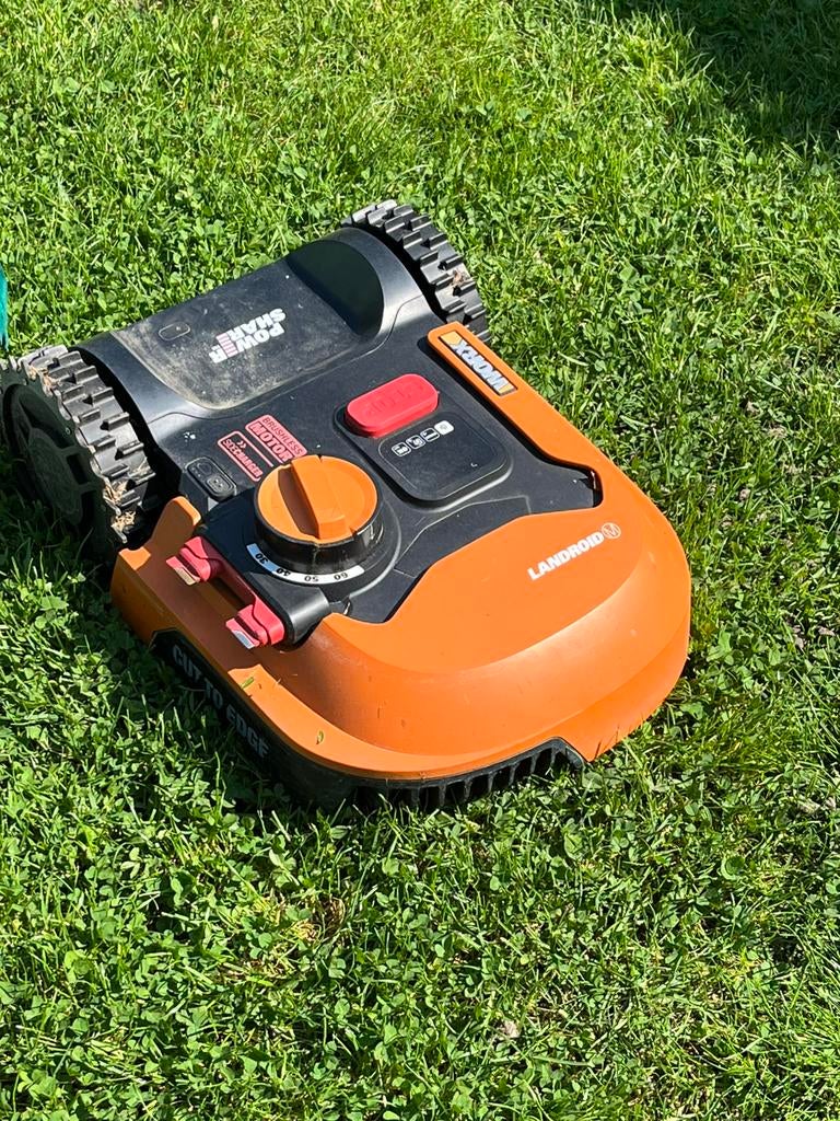 Worx Landroid M robotmaaier, Tuin en Terras, Robotmaaiers, Gebruikt, 20 tot 25 cm, Met regensensor, Bestuurbaar via app, Ophalen