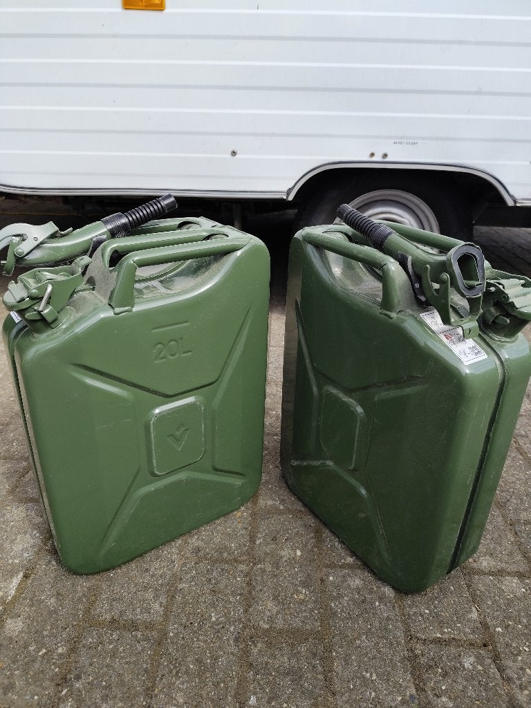 Metalen jerrycan, Ophalen, Nieuw