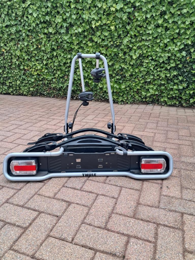 Thule euroway 940 geschikt voor 2 gewone fietsen.  Max 36kg, Ophalen, 2 fietsen, Nieuw, Trekhaakdrager