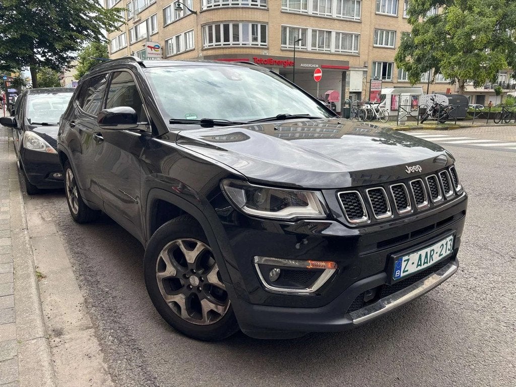 Jeep Compass 1.4 Turbo limited 4x2 - état exeptionnel * Toi, Auto's, Jeep, Gebruikt, Euro 6, 1991 kg, Zwart