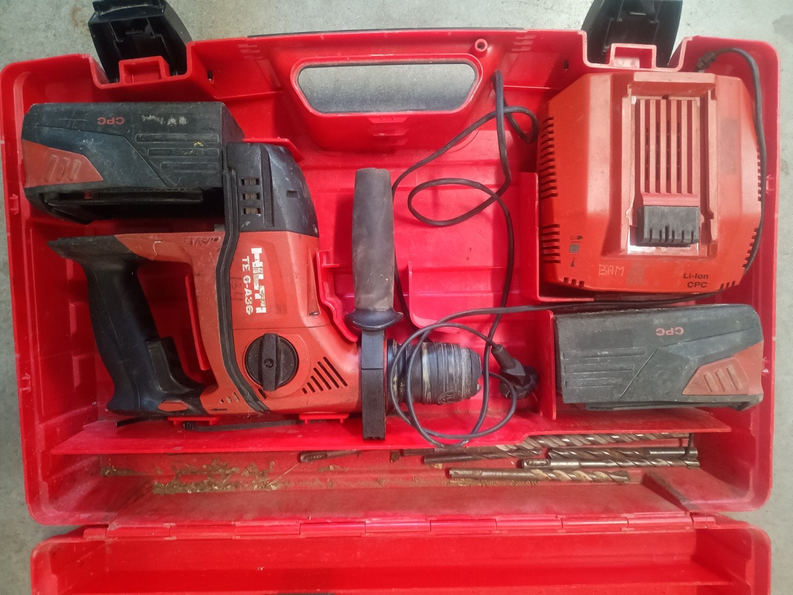 Hilti accu boormachine, Enlèvement, Perceuse