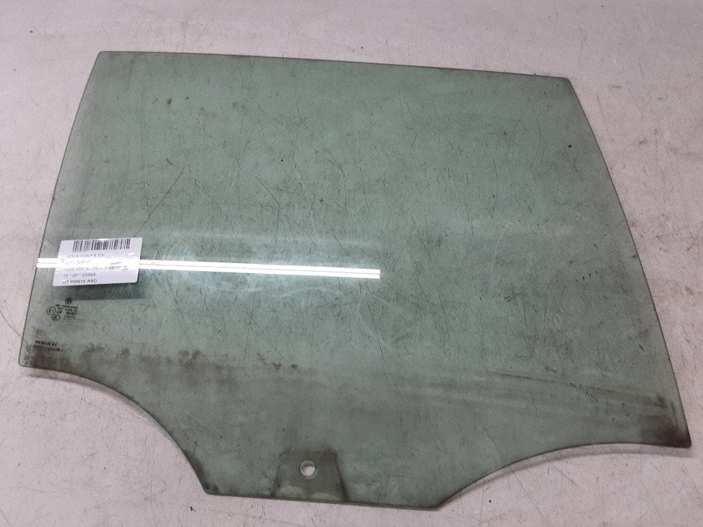 VITRE ARRIERE DROITE Volkswagen Golf VI (5K1) (5K6845026C), Volkswagen, Volkswagen AG, Utilisé, Kundenbetreuung@volkswagen.de