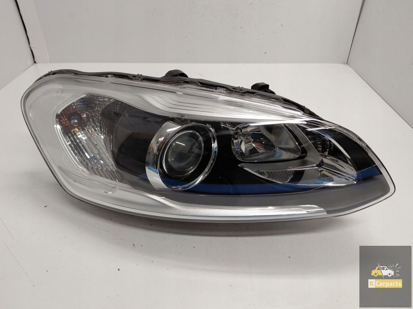 31420258, Volvo XC60 I Lift Xenon ABL 7-polige lamp rechts, Gebruikt, Gunnar Engellaus vag 8
405 31  Gothenburg, SE, Info@volvocars.com