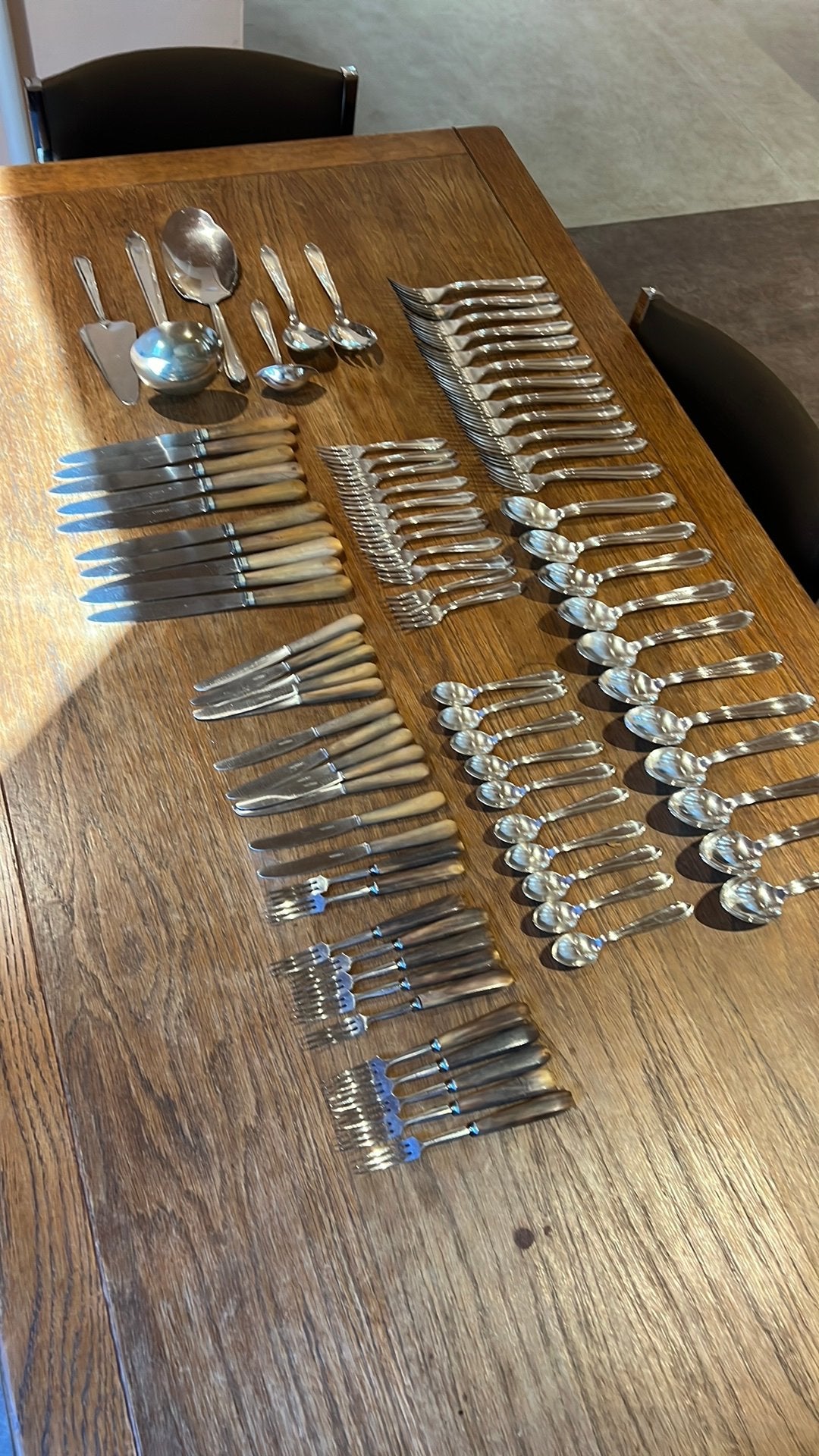 Superbe ménagère vintage WISKEMANN - 94 pcs, Antiek en Kunst, Ophalen