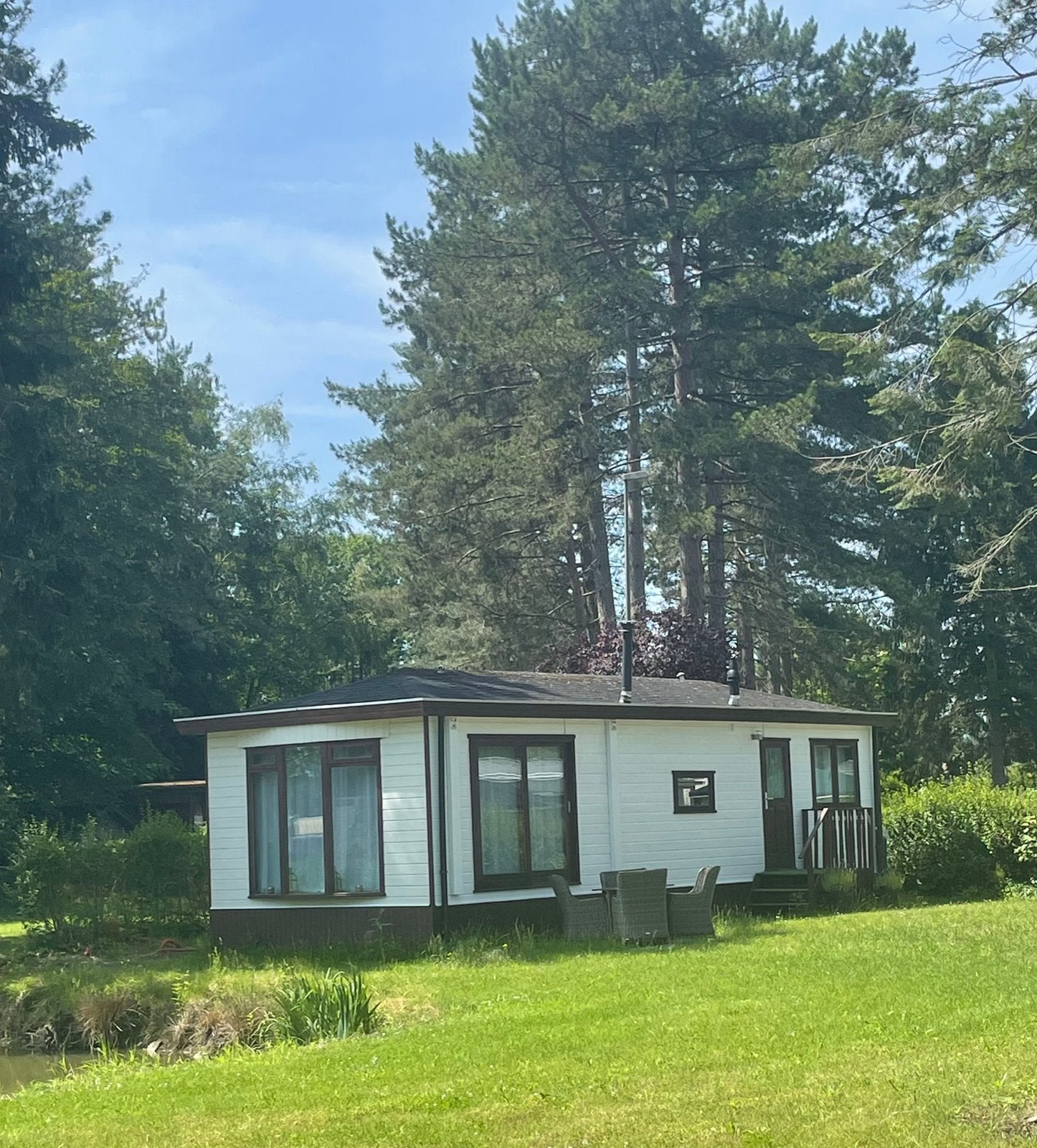 Magnifique chalet situé au bord de l'eau à Begijnendijk., Immo, Résidences secondaires à vendre