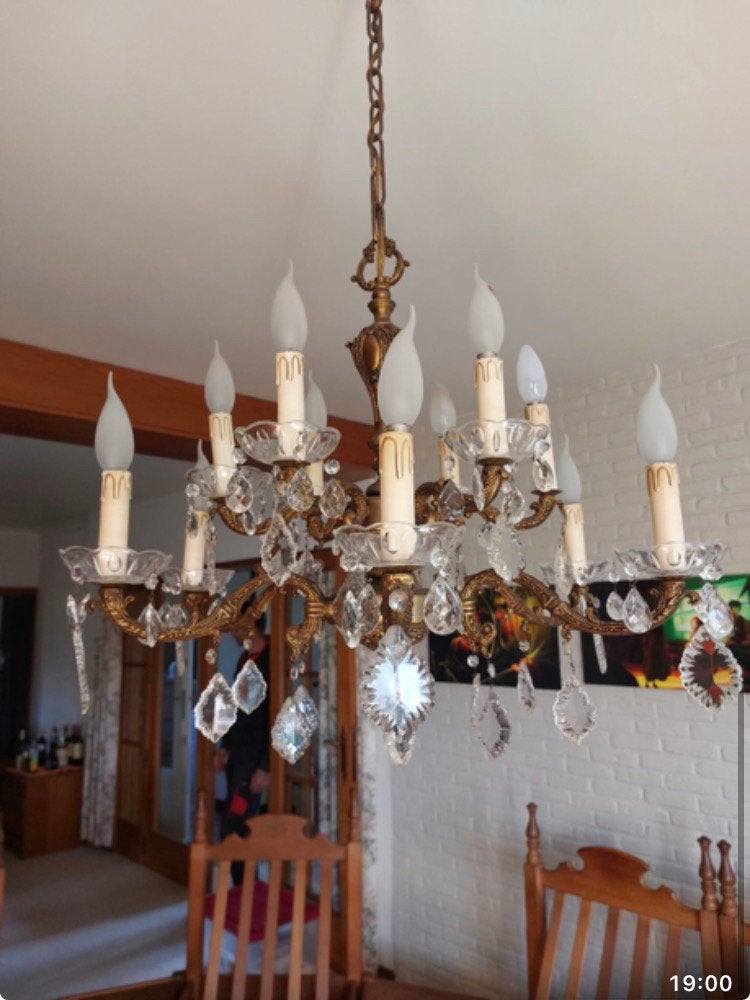 Lustre, Antiquités & Art, Enlèvement