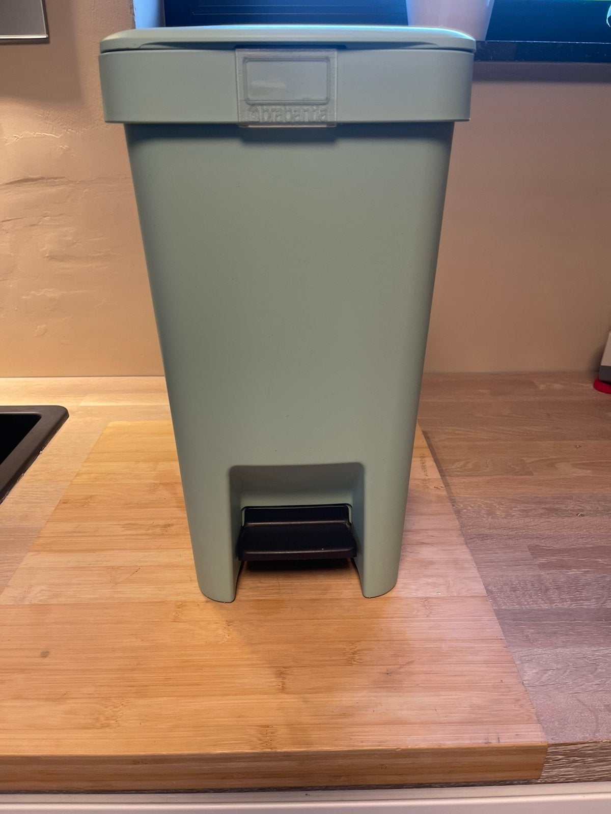 Brabantia pedaalemmer StepUp 10l jadegroen, Huis en Inrichting, Ophalen, Kunststof, Met pedaal, Zo goed als nieuw