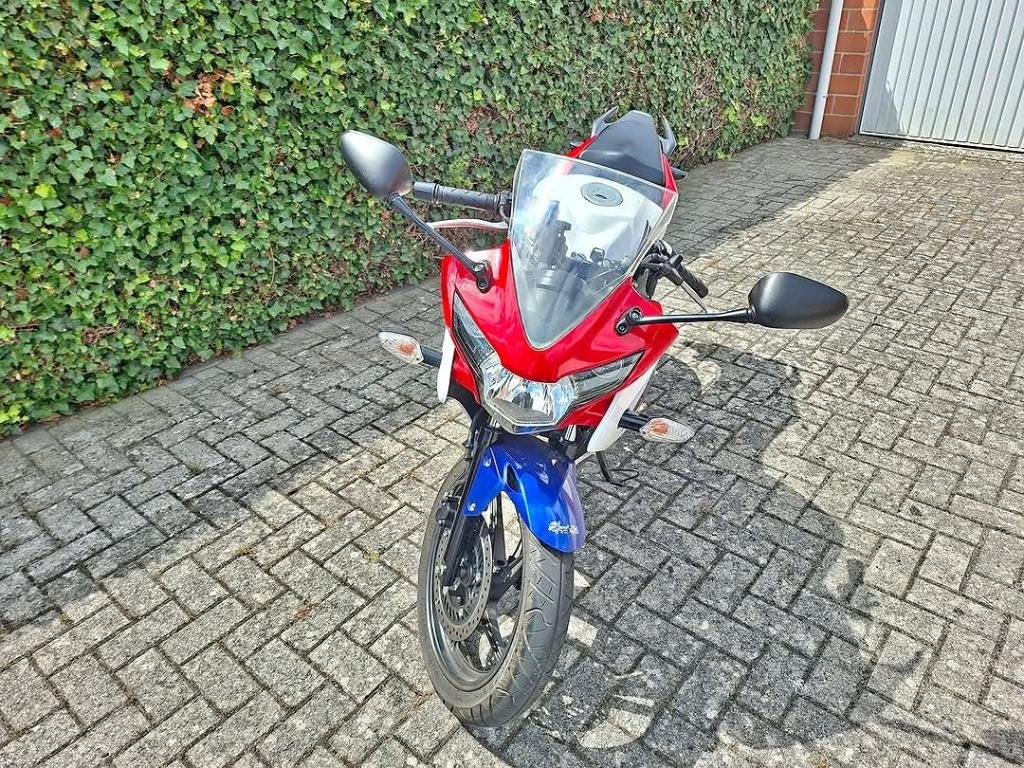 Honda cbr 125 cc, Motoren, Motoren | Honda, Sportuitlaat, Occasion, Motorrijbewijs A, 125 cc