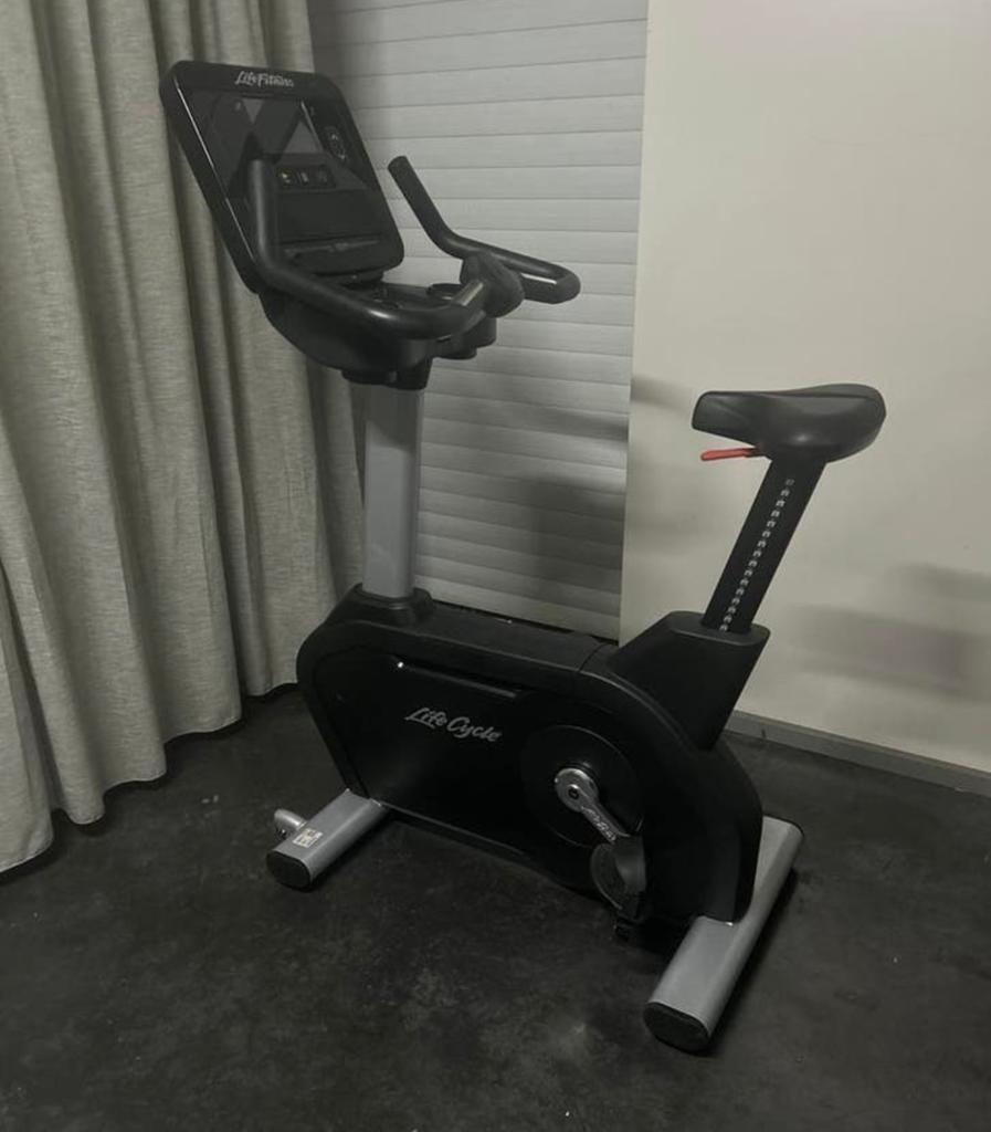 LIFE FITNESS INTERGRITY SP UPRIGHT BIKE HOMETRAINER, Ophalen of Verzenden, Zo goed als nieuw