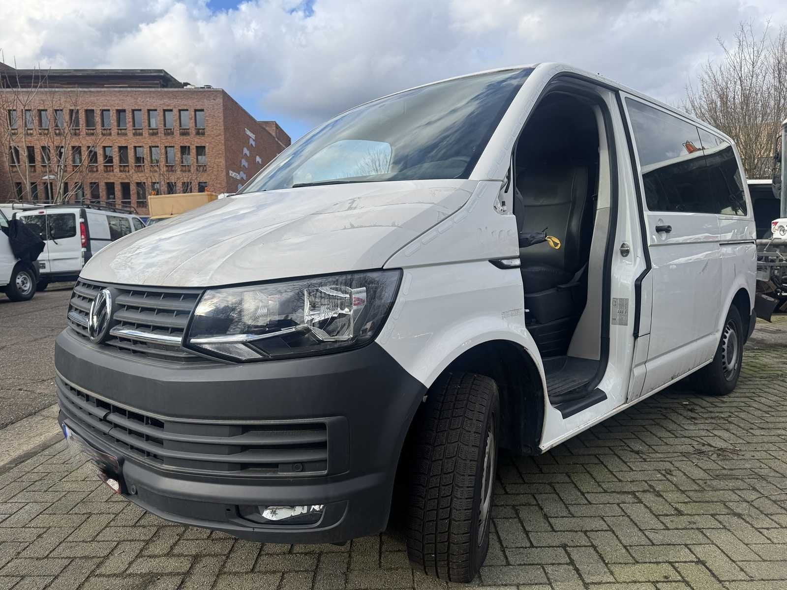 2018 Volkwagen Transporter Combi, Auto's, Automaat, Monovolume, Gebruikt, Euro 6