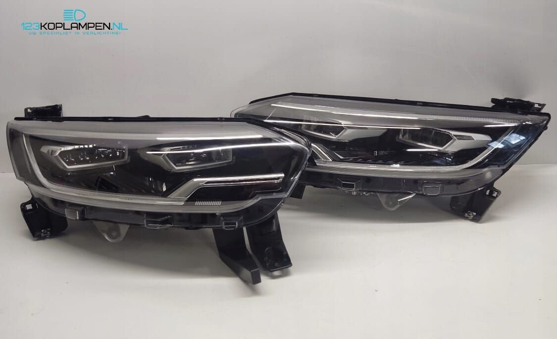 Renault Espace 5 Matrix led koplamp links rechts facelift, Autos : Pièces & Accessoires, Éclairage, Renault, Utilisé, Enlèvement ou Envoi