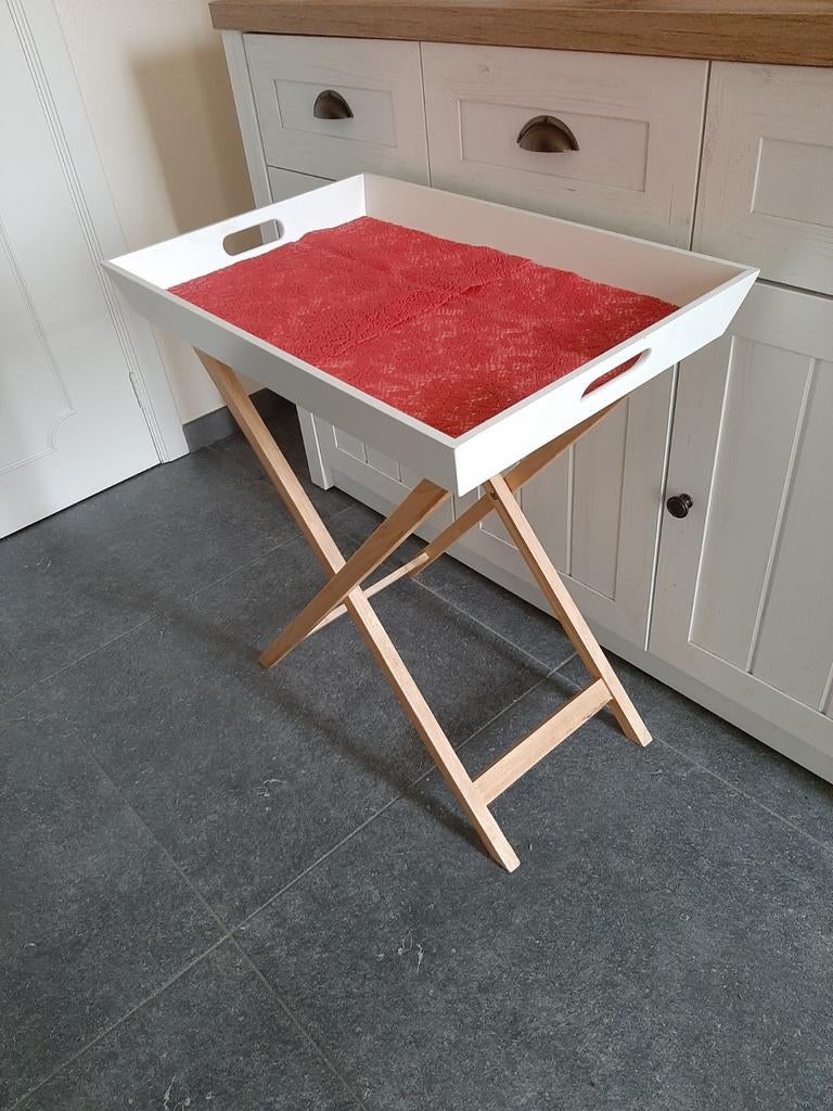 Serveertafel, Ophalen