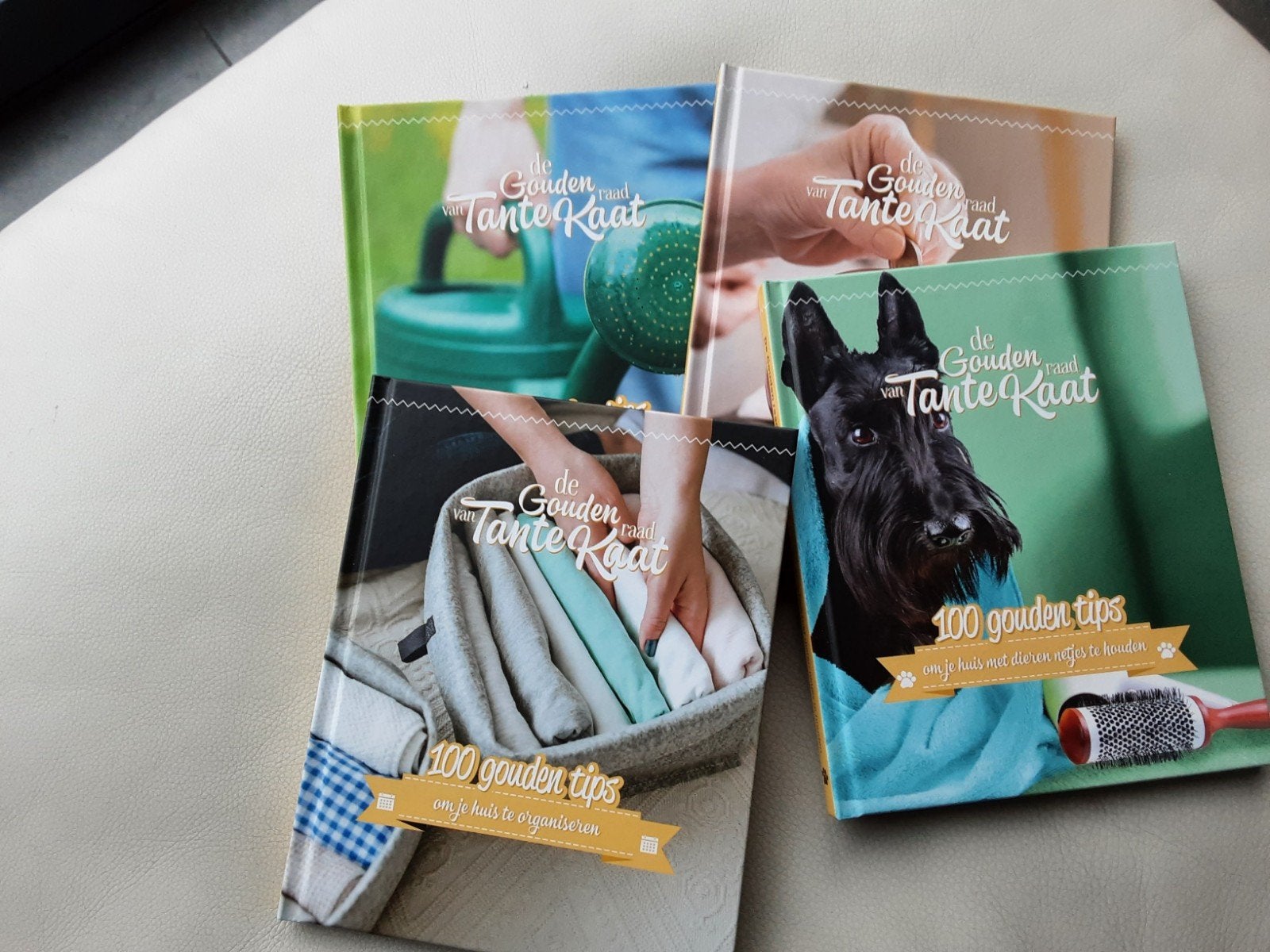 4 boekjes van Tante Kaat, Ophalen