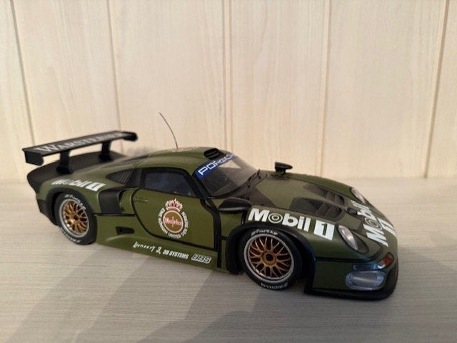 UT Models 1/18 Porsche 911 GT2 Le Mans 1996 testcar, Ophalen of Verzenden, Zo goed als nieuw, Auto, UT Models