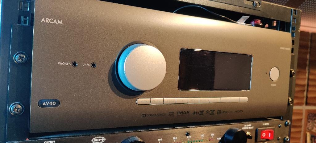 ARCAM AV40 + licence Dirac Live Bass Control, Autres marques, Enlèvement ou Envoi, Utilisé, 120 watts ou plus