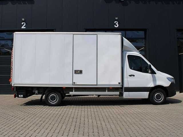 Mercedes-Benz Sprinter 317 2.0 CDI Meubelbak met lift, Auto's, Bestelwagens en Lichte vracht, Automaat, 167 pk, Wit, Mercedes-Benz