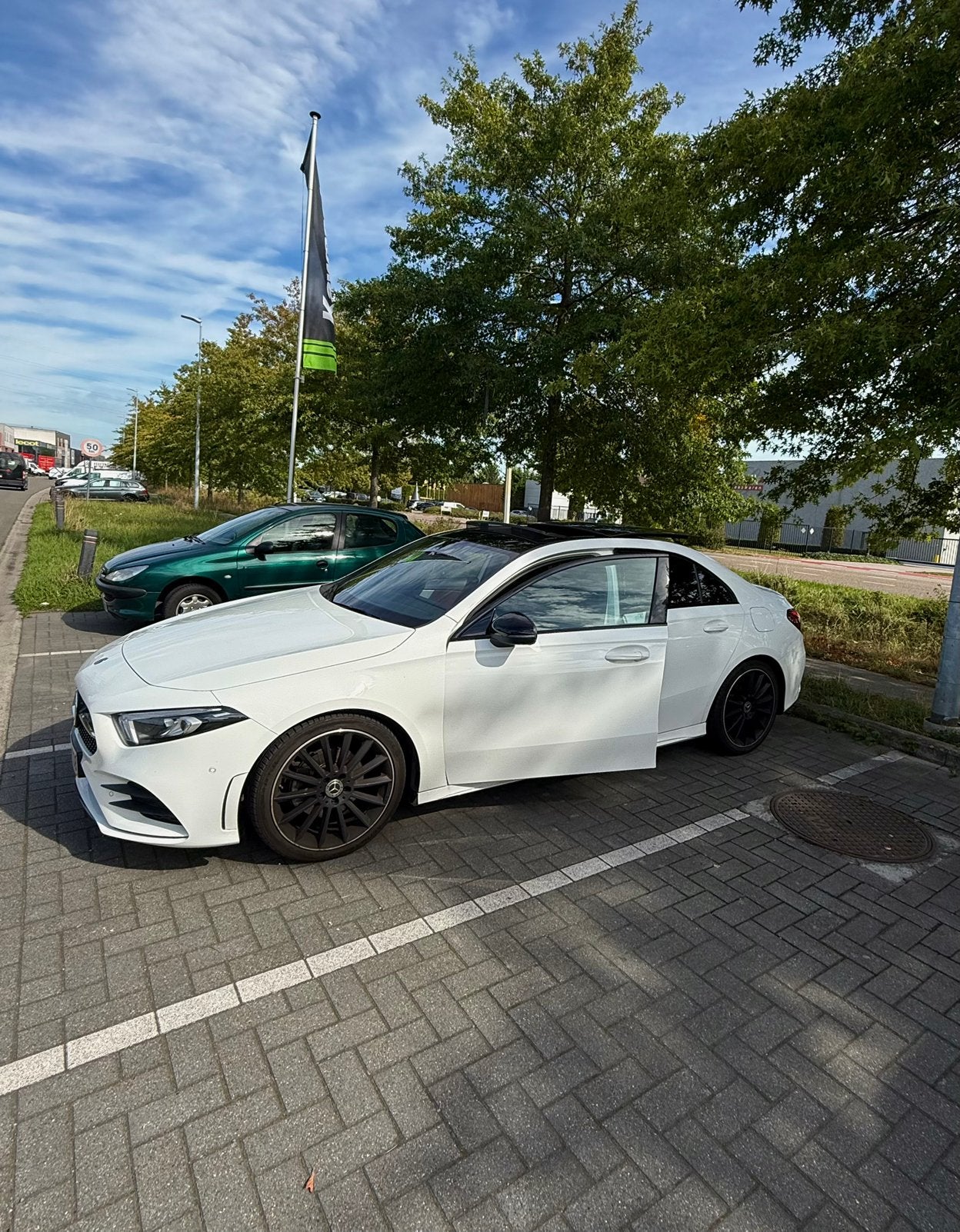 Mercedes Classe A200 AMG Line 55.000 km, Cuir, Achat, Euro 6, Carnet d'entretien