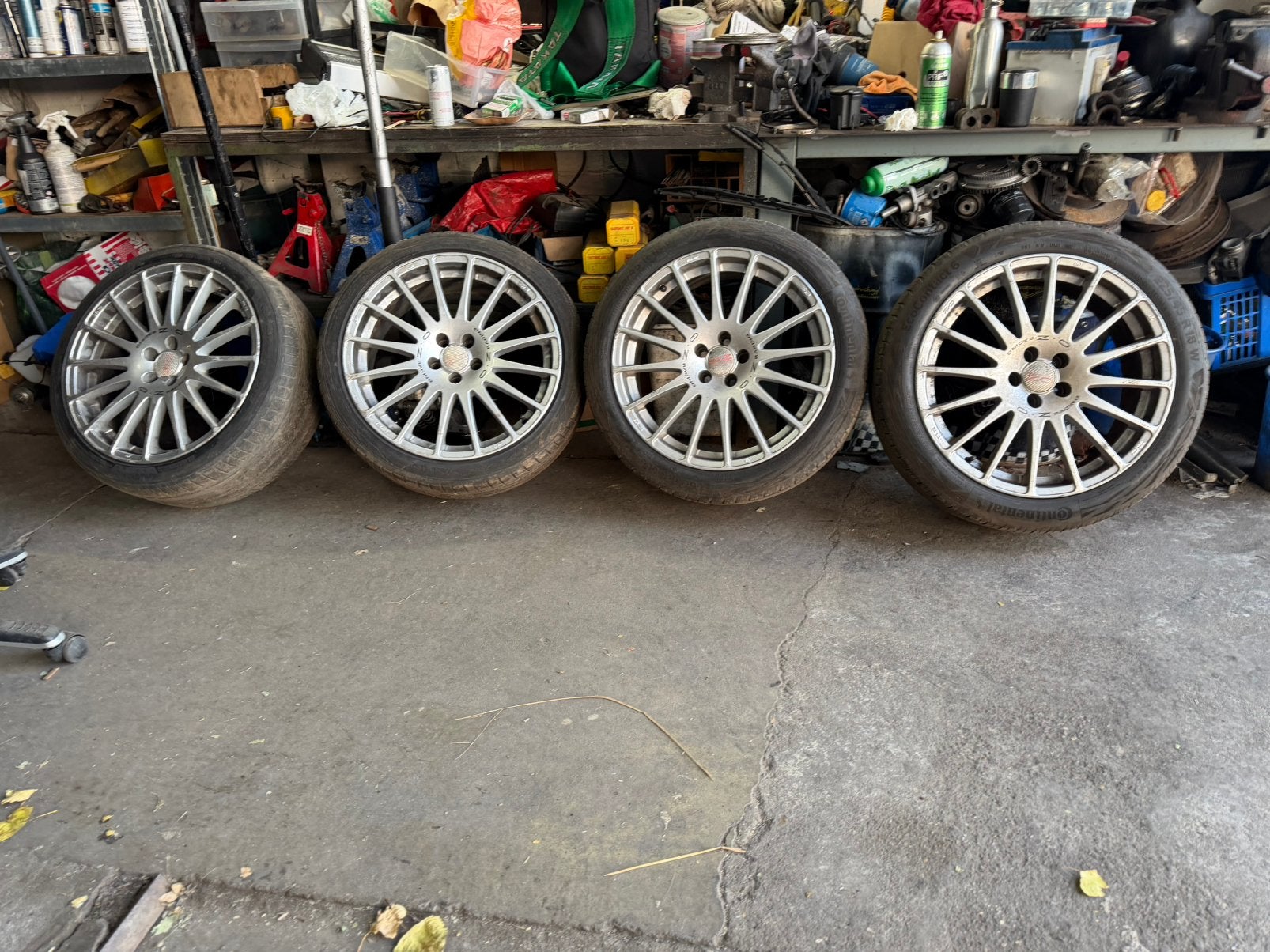 Jantes oz superturismo 8x18 ET35 5x100, Autos : Pièces & Accessoires, Enlèvement