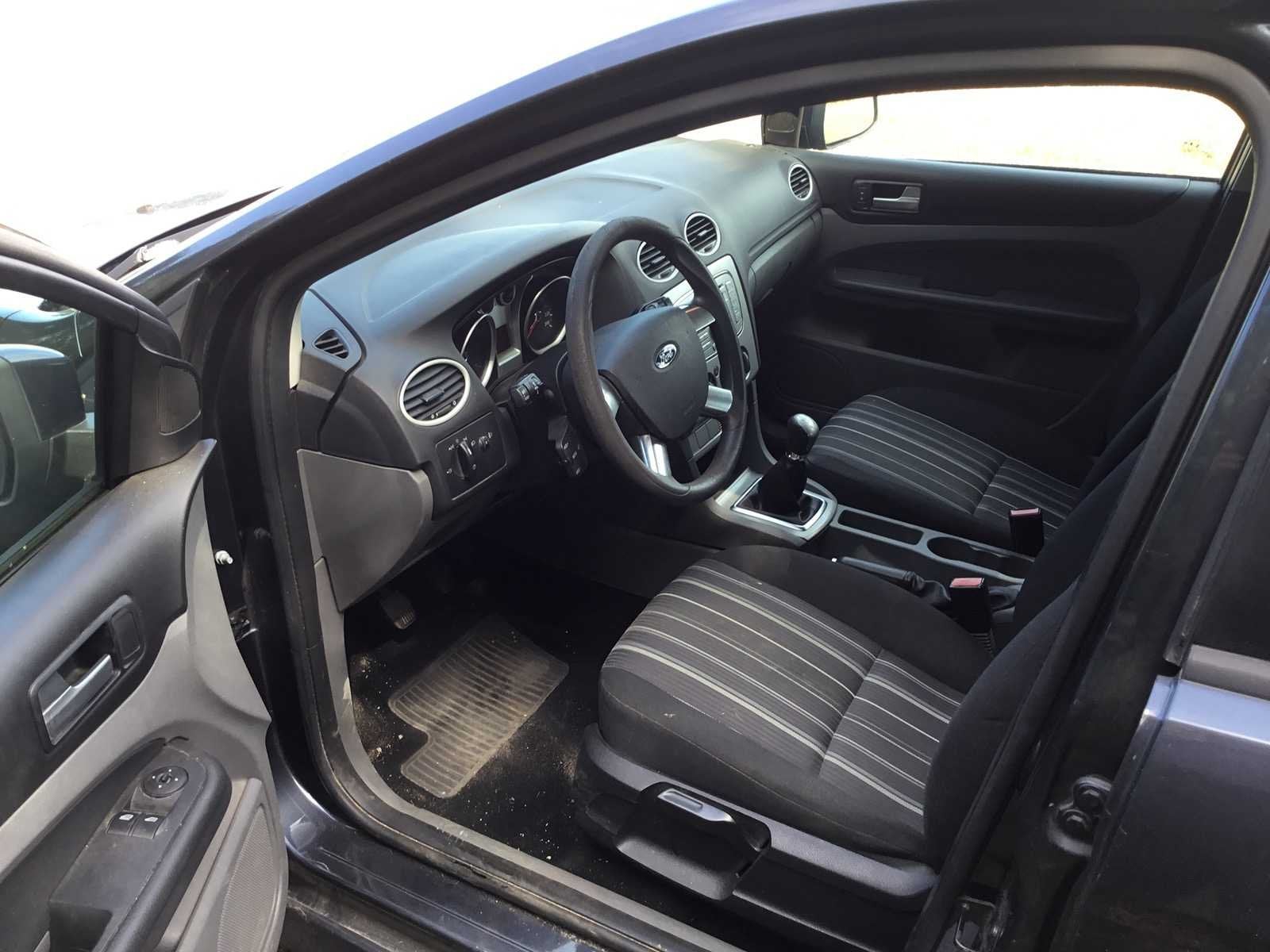 Ford - 2009 - Focus - Voiture, Autos, Ford, Focus, Achat, Entreprise, Boîte manuelle