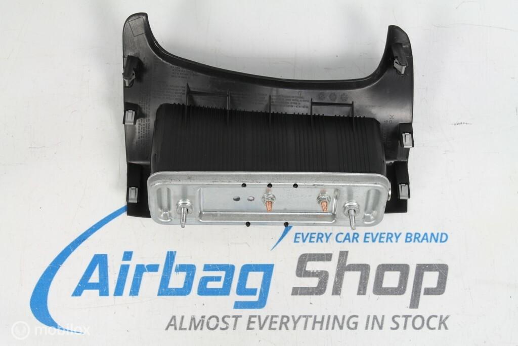 Airbag genou Ford Fiesta noir (2014-....), Autos : Pièces & Accessoires, Enlèvement ou Envoi, Utilisé