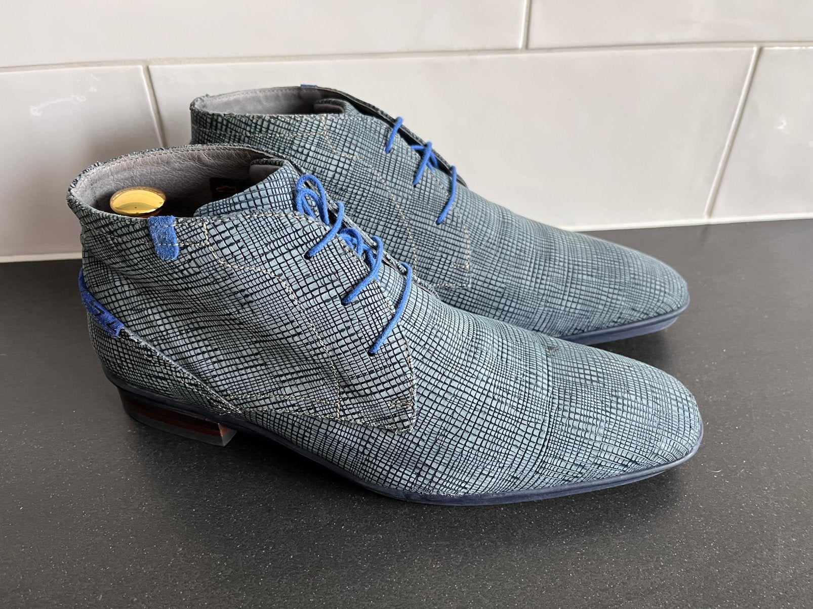 Floris van Bommel herenschoenen maat 9 / 43 H, Vêtements | Hommes, Chaussures, Enlèvement ou Envoi, Chaussures à lacets, Comme neuf