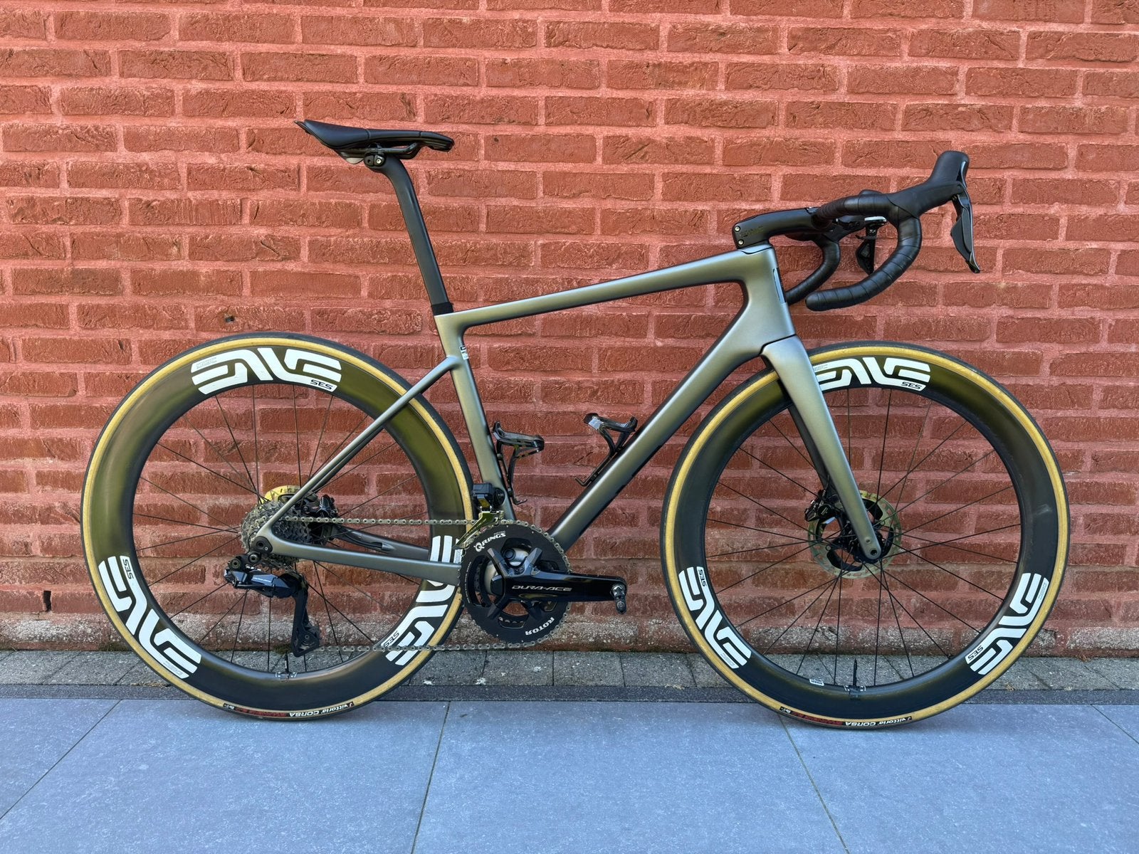 Enve Melee, Ophalen, Zo goed als nieuw